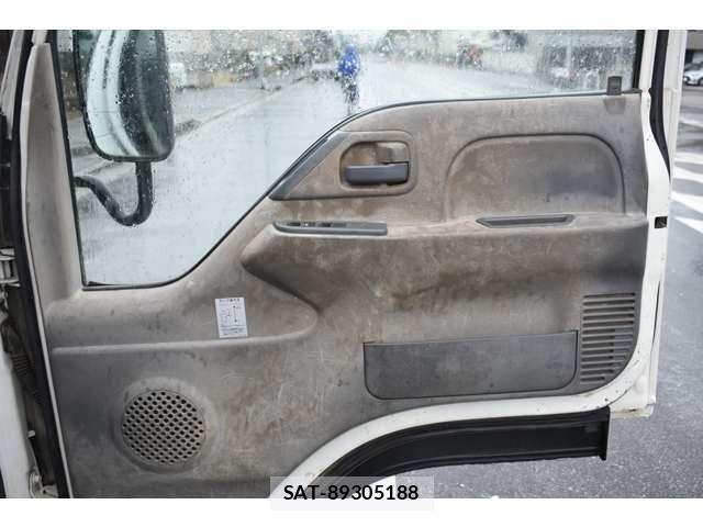 Isuzu ELF TRUCK 2012-10 8741898-8