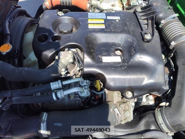Isuzu ELF TRUCK 2017-08 8741856-15