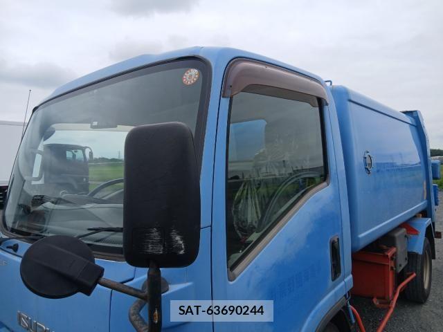 Isuzu ELF TRUCK 2011-01 8741901-22