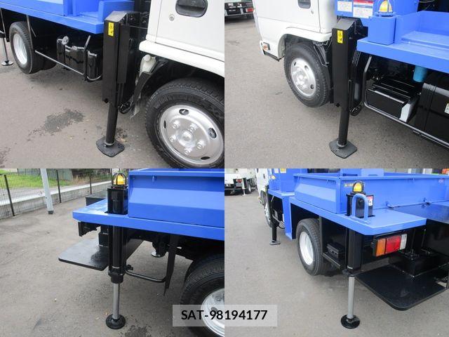 Isuzu ELF TRUCK 2010-12 8741888-13