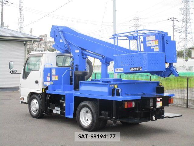 Isuzu ELF TRUCK 2010-12 8741888-2