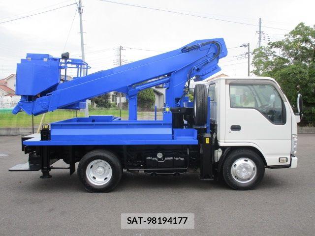 Isuzu ELF TRUCK 2010-12 8741888-4