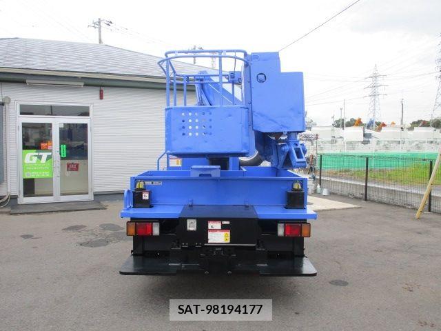 Isuzu ELF TRUCK 2010-12 8741888-7
