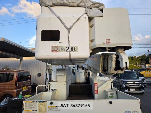 Isuzu ELF TRUCK 2014-12 8741899-22