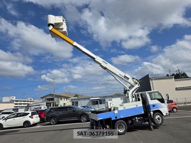Isuzu ELF TRUCK 2014-12 8741899-4