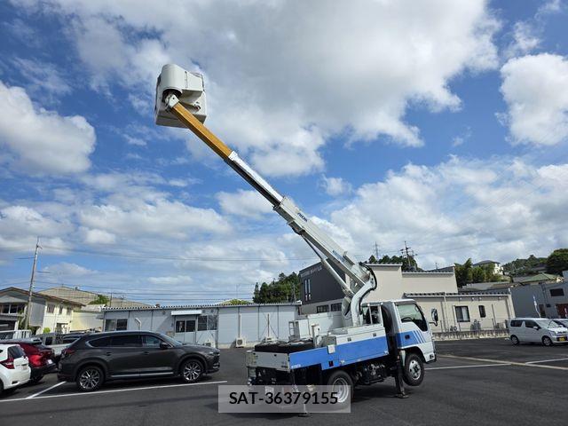 Isuzu ELF TRUCK 2014-12 8741899-5