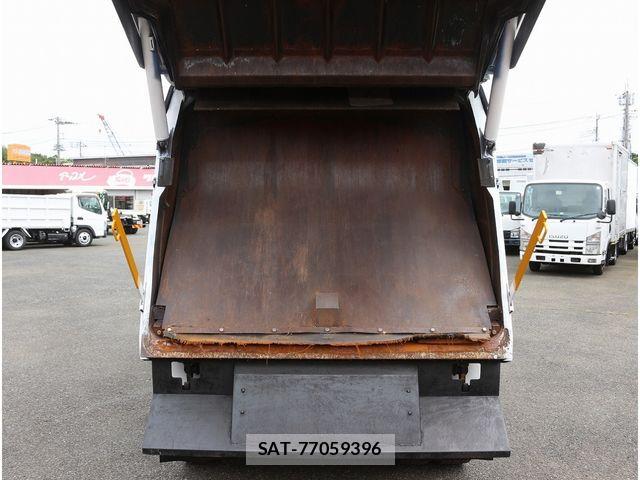 Isuzu ELF TRUCK 2011-07 8741892-18