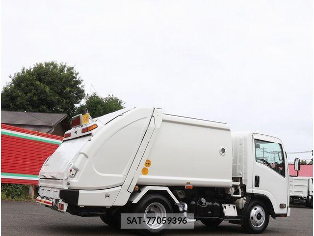 Isuzu ELF TRUCK 2011-07 8741892-2