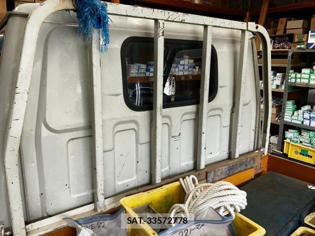 Isuzu ELF TRUCK 1990-10 8741903-9