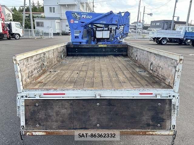 Isuzu ELF TRUCK 2017-07 8741863-12