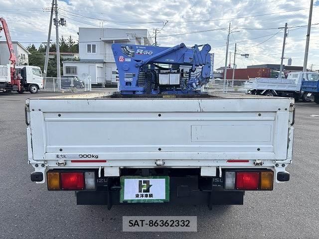 Isuzu ELF TRUCK 2017-07 8741863-4