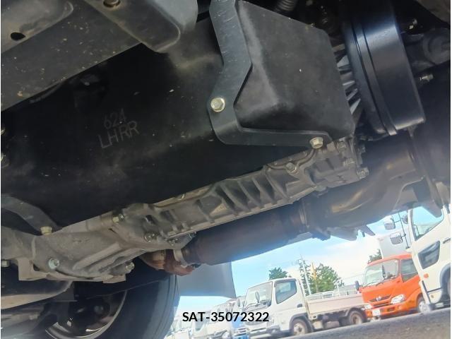 Isuzu ELF TRUCK 2024-11 8741858-12
