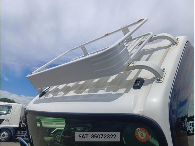 Isuzu ELF TRUCK 2024-11 8741858-18