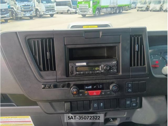 Isuzu ELF TRUCK 2024-11 8741858-23