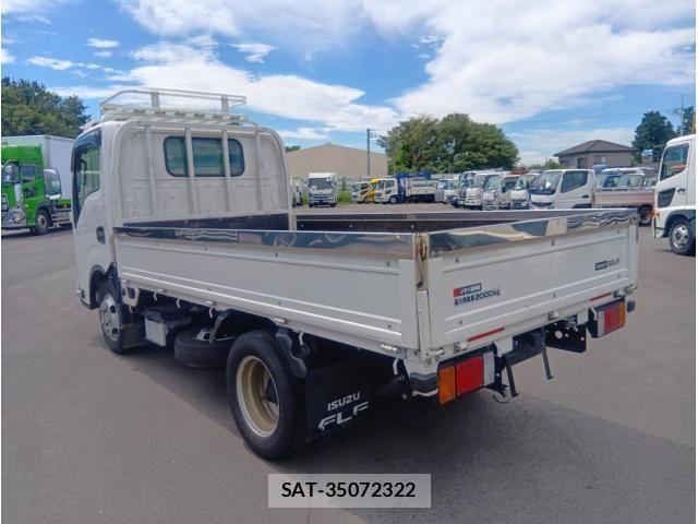 Isuzu ELF TRUCK 2024-11 8741858-3