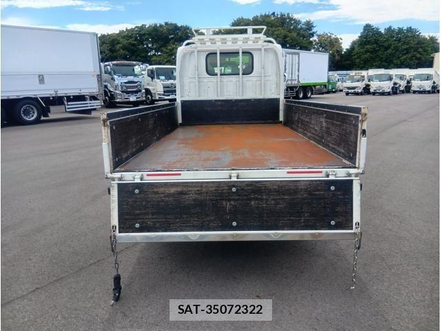 Isuzu ELF TRUCK 2024-11 8741858-5