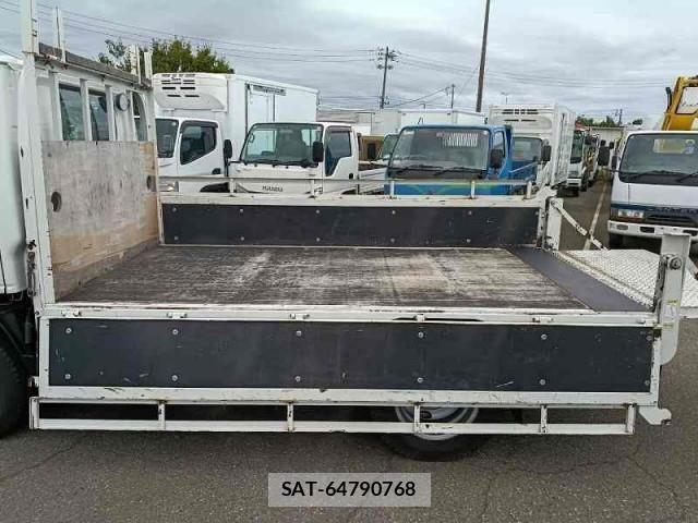 Isuzu ELF TRUCK 2020-07 8741878-9