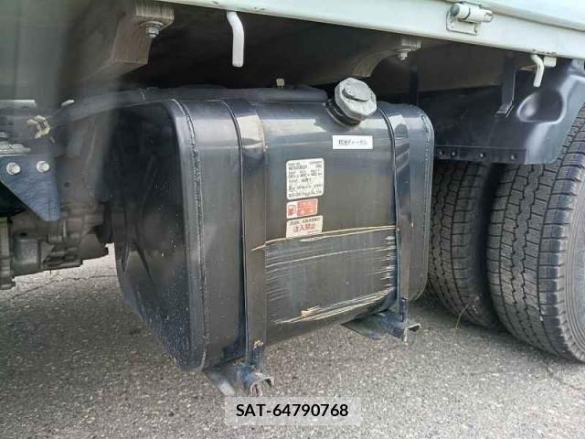 Isuzu ELF TRUCK 2020-07 8741878-19