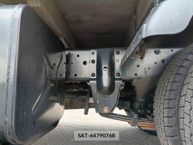 Isuzu ELF TRUCK 2020-07 8741878-24
