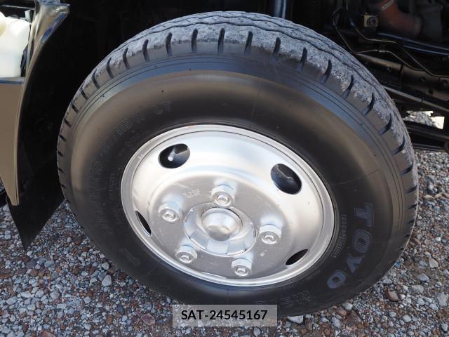 Isuzu ELF TRUCK 2008-09 8741881-16