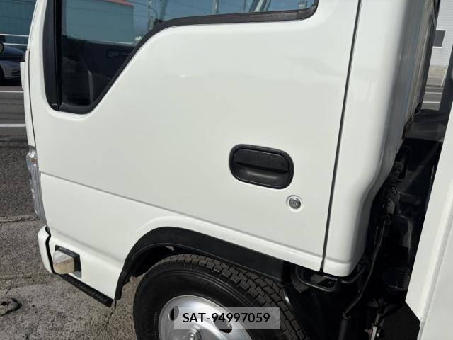 Isuzu ELF TRUCK 2011-06 8741886-15