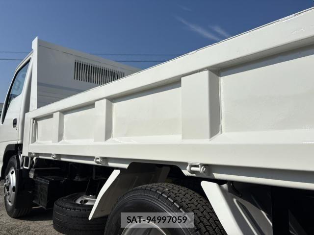 Isuzu ELF TRUCK 2011-06 8741886-26
