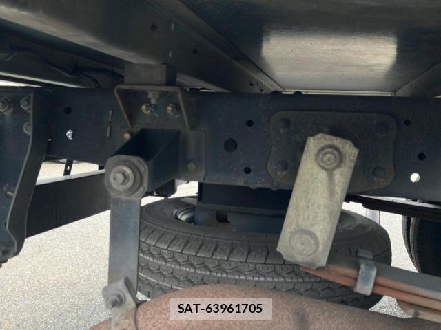 Isuzu ELF TRUCK 2018-07 8780093-11
