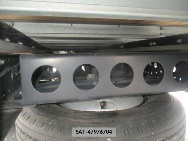 Isuzu ELF TRUCK 2016-01 8780094-15