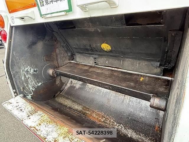 Isuzu ELF TRUCK 2012-03 8780091-9