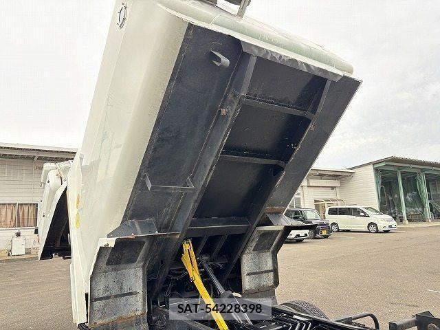 Isuzu ELF TRUCK 2012-03 8780091-11