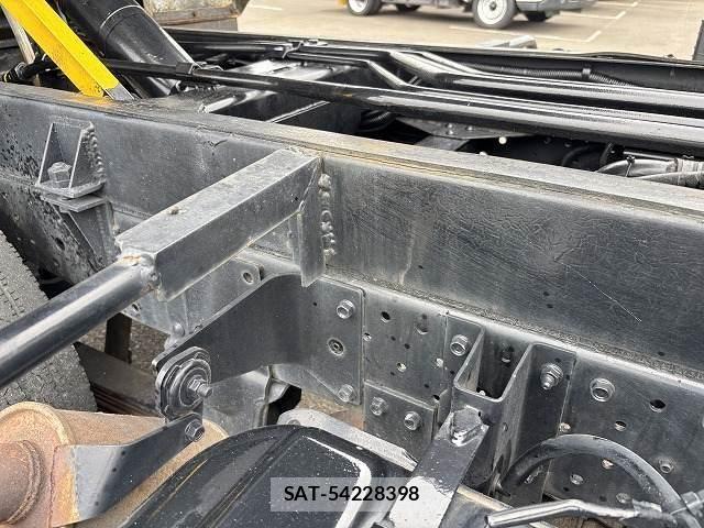 Isuzu ELF TRUCK 2012-03 8780091-21
