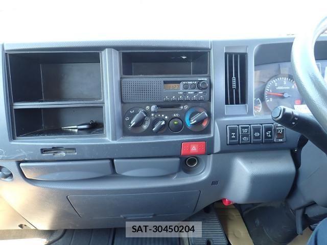 Isuzu ELF TRUCK 2013-06 8780095-16