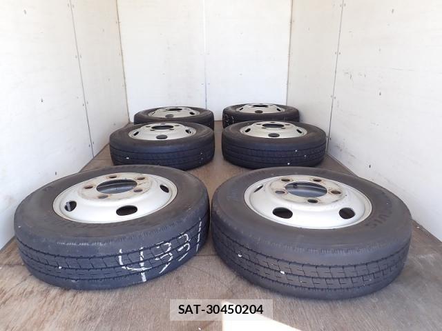 Isuzu ELF TRUCK 2013-06 8780095-25
