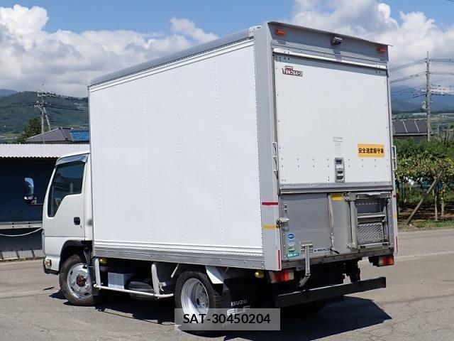 Isuzu ELF TRUCK 2013-06 8780095-3