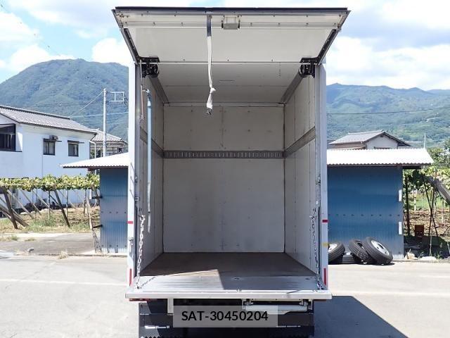 Isuzu ELF TRUCK 2013-06 8780095-6