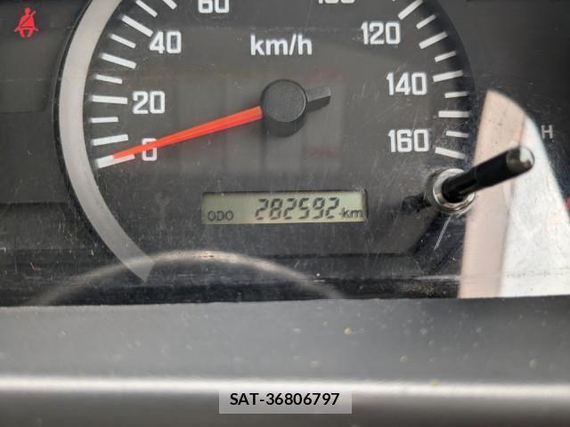 Isuzu ELF TRUCK 2015-03 8780089-25