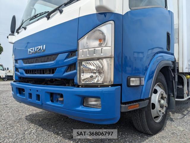 Isuzu ELF TRUCK 2015-03 8780089-26