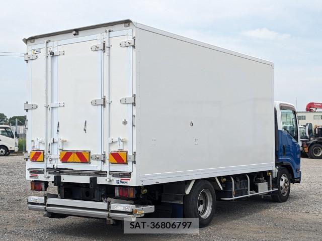 Isuzu ELF TRUCK 2015-03 8780089-4