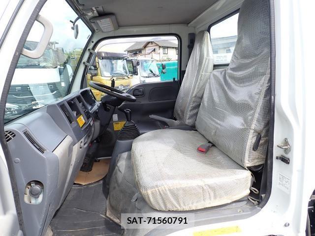 Isuzu ELF TRUCK 2015-09 8780088-12