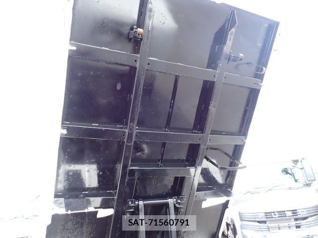 Isuzu ELF TRUCK 2015-09 8780088-16