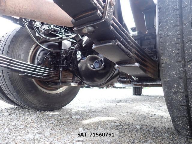 Isuzu ELF TRUCK 2015-09 8780088-19