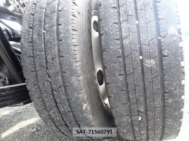 Isuzu ELF TRUCK 2015-09 8780088-20