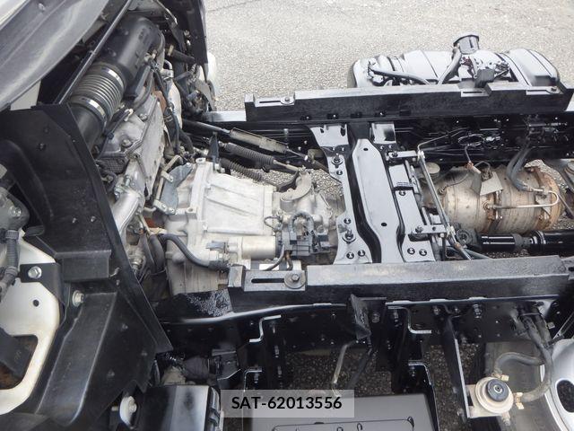 Isuzu ELF TRUCK 2016-02 8780090-21