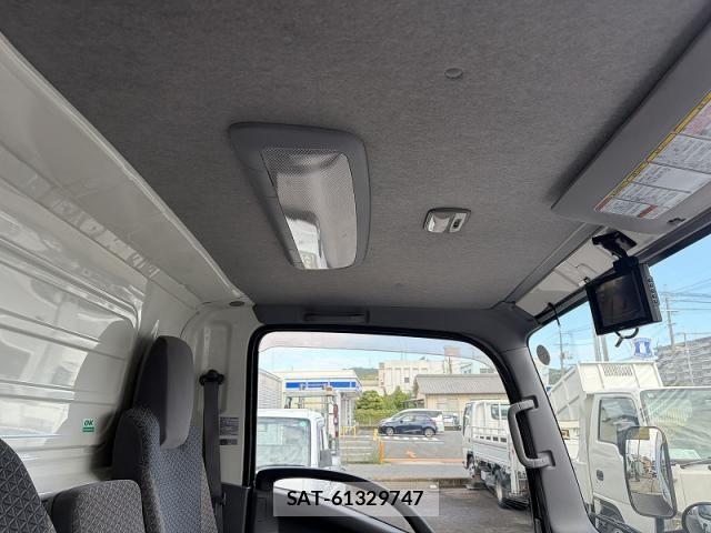 Isuzu ELF TRUCK 2019-02 8795866-11