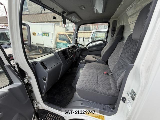 Isuzu ELF TRUCK 2019-02 8795866-15