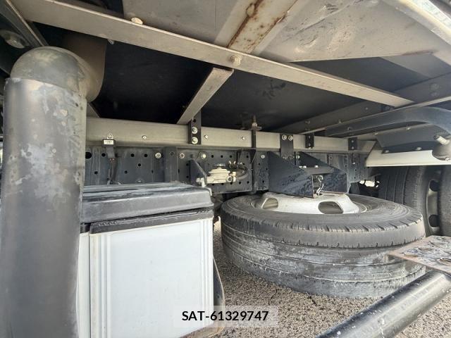 Isuzu ELF TRUCK 2019-02 8795866-17