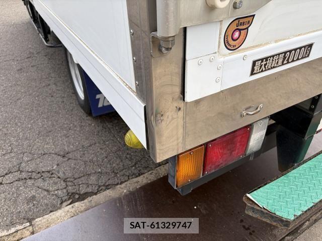Isuzu ELF TRUCK 2019-02 8795866-26