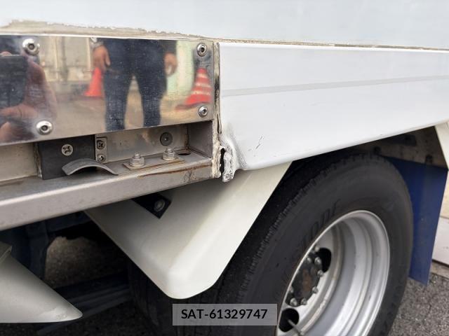 Isuzu ELF TRUCK 2019-02 8795866-27