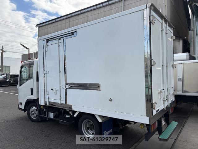 Isuzu ELF TRUCK 2019-02 8795866-3