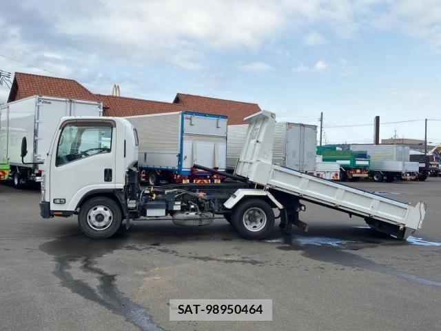 Isuzu ELF TRUCK 2019-08 8795864-4